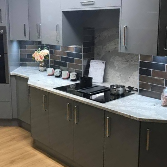 Slab Style Fitted Kitchens